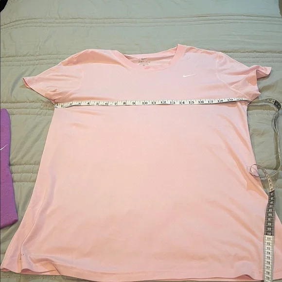 Nike Dri-fit t-shirts, Nike logo shows wear and tear (see pictures). Both for $9 - Picture 5 of 9